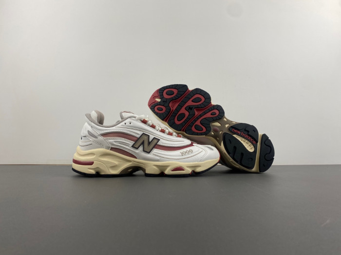 NEW BALANCE 1000 