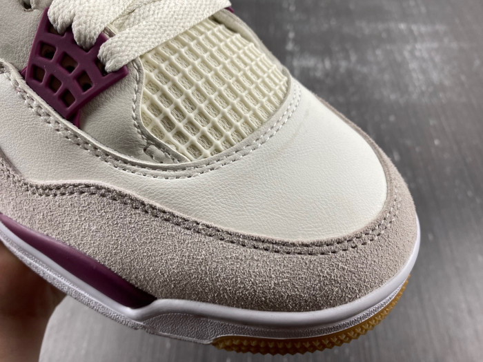 SB x Jordan 4 “Sapphire”