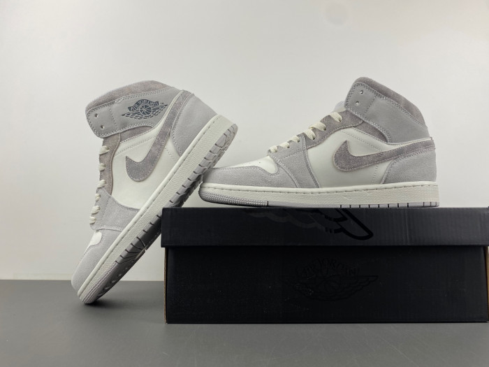Air Jordan 1 Mid SE Neutral Grey Sail FQ7720-002