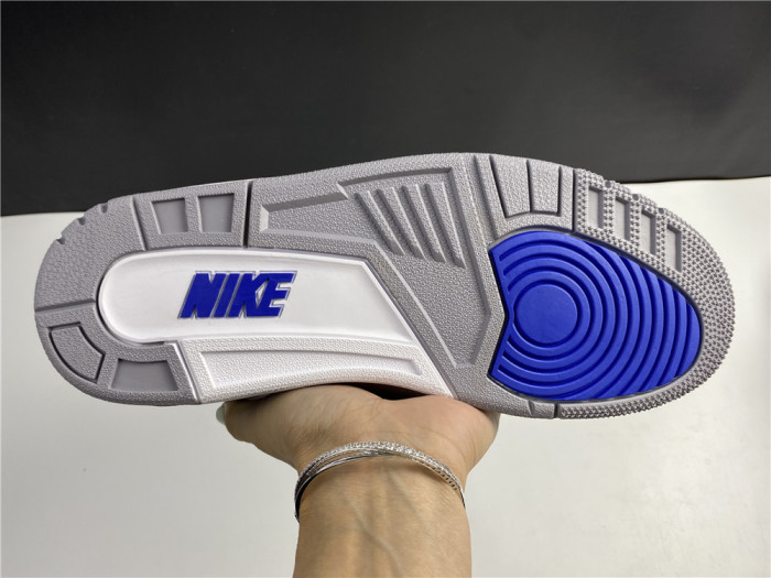 FRAGMENT DESIGN X AIR JORDAN 3 RETRO CT8532-040