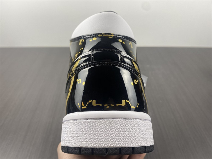 AIR JORDAN 1 MID 999