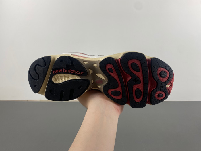 NEW BALANCE 1000 