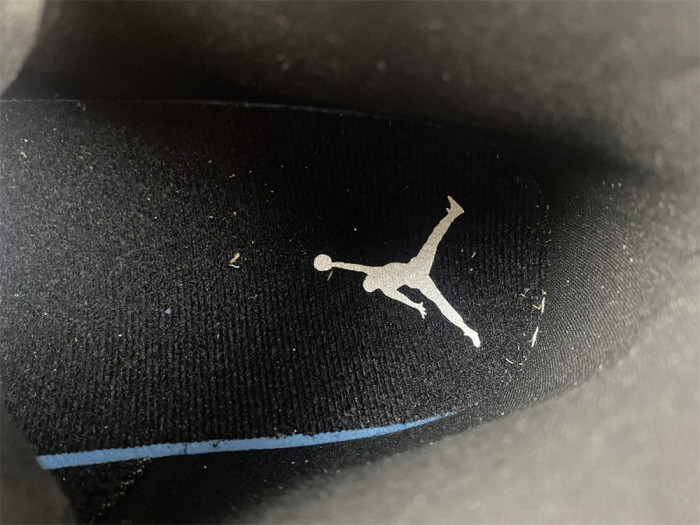 AIR JORDAN 1 MID 999