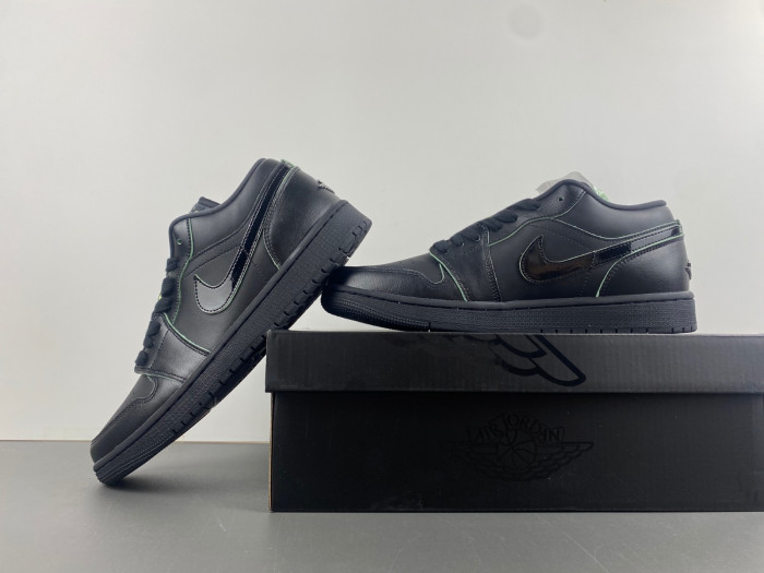 AIR JORDAN 1 Retro Low HM3690-001