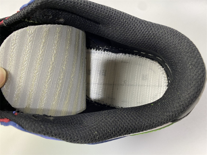 NIKE SB DUNK LOW GREEN STRIKE DD1503-106