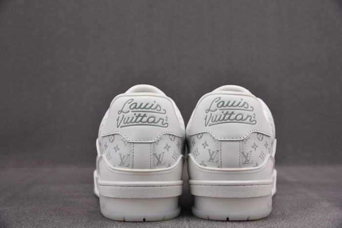 LV SNEAKER LV-000128