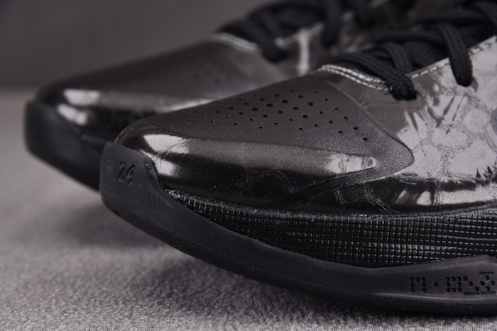 NIKE ZOOM KOBE V X 