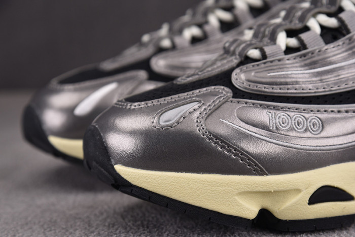 New Balance 1000 