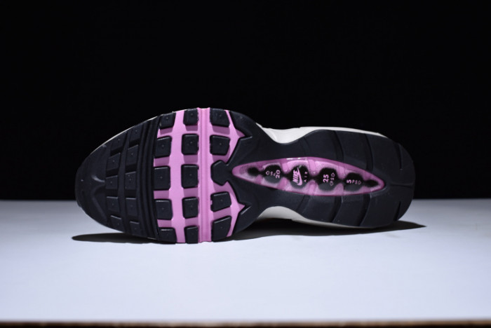 Nike mens Air Max 95 Graphic Prints "DAVE WHITE" 872640-200