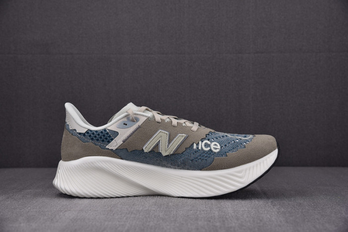 NEW BALANCE SNEAKER NB041