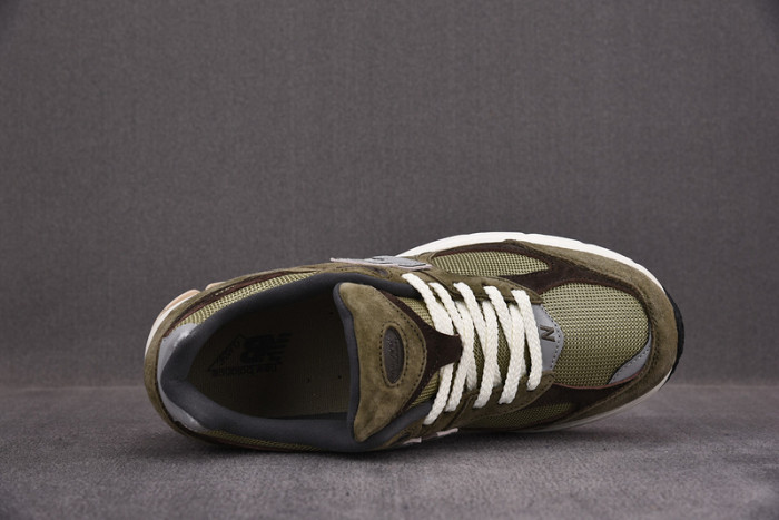 NEW BALANCE SNEAKER NB050