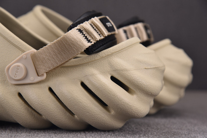 Cr*0*s x salehe bembury c00016