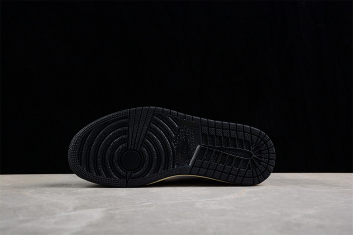 OFF X AIR JORDAN 1 LOW