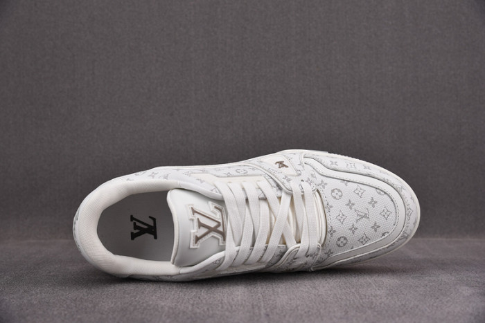 LV SNEAKER LV-000128