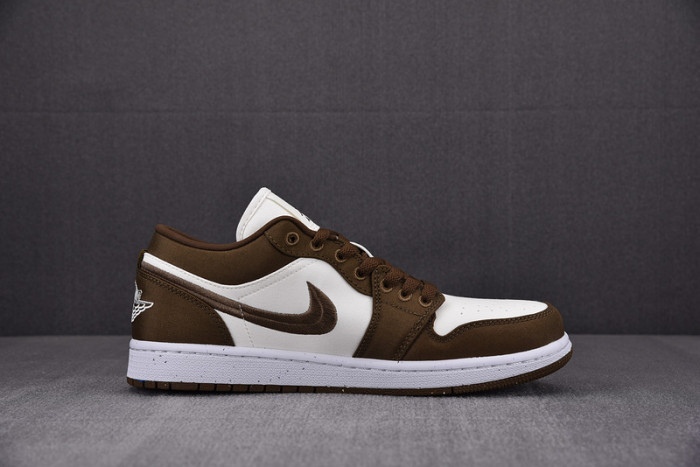 AIR JORDAN 1 LOW SE “LIGHT OLIVE” DV0426-301