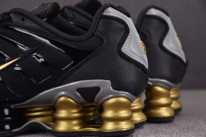 NIKE Neymar Jr. x Shox TL 