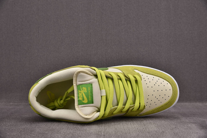 Nike SB Dunk Low Green Apple DM0807-300
