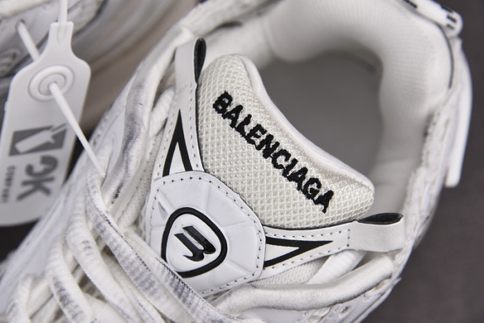 RUNNER SNEAKER RS009