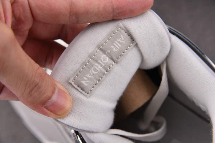 Air Jordan 4 Retro Frozen Moments (Women