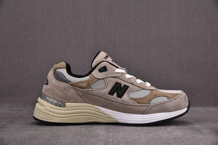 NEW BALANCE SNEAKER NB082