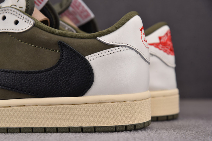 Travis Scott x Air Jordan 1 Low OG DM7866-200