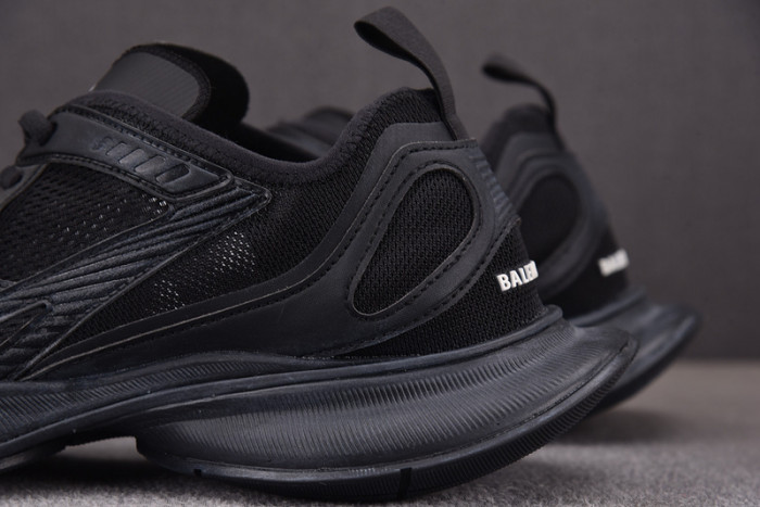 Ba*len*cia*ga circuit sneaker