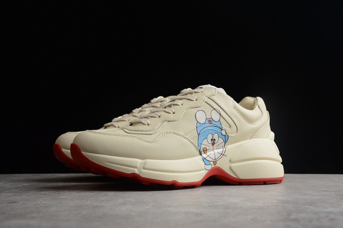 G*u*i* trainer sneaker 83