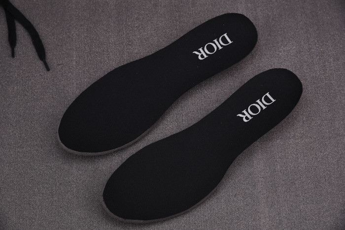 DIO* B28 SNEAKERS B28-000008