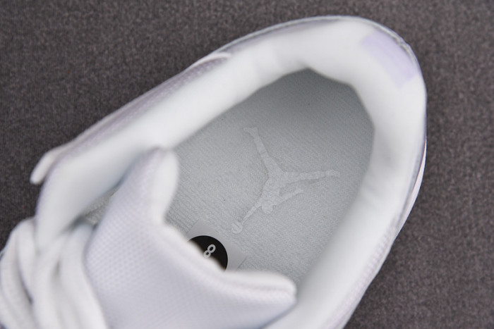 Air Jordan 11 Low WMNS “Pure Violet” AH7860-101