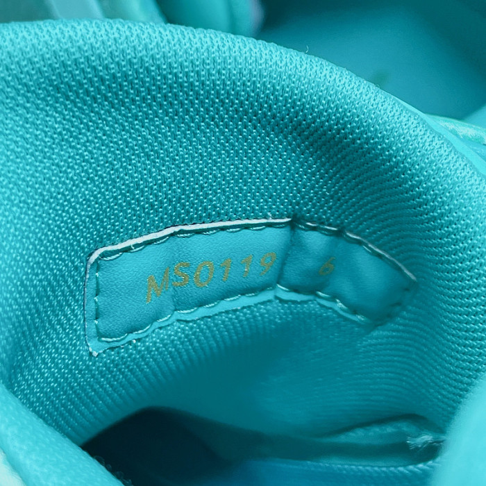 l**is V*t*n trainer sneaker lv-000028