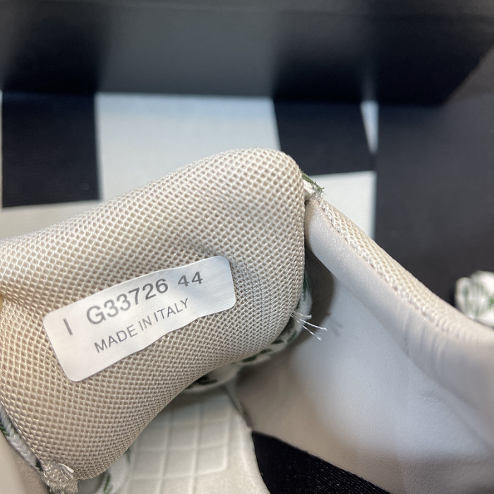 Chane* snekaers C0000028