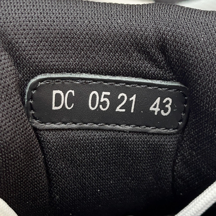 DIO* B30 SNEAKERS B30-000015