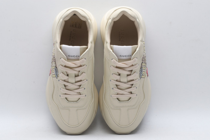 G*u*i* trainer sneaker46