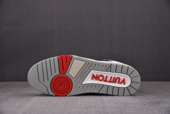 LV SNEAKER LV-000105