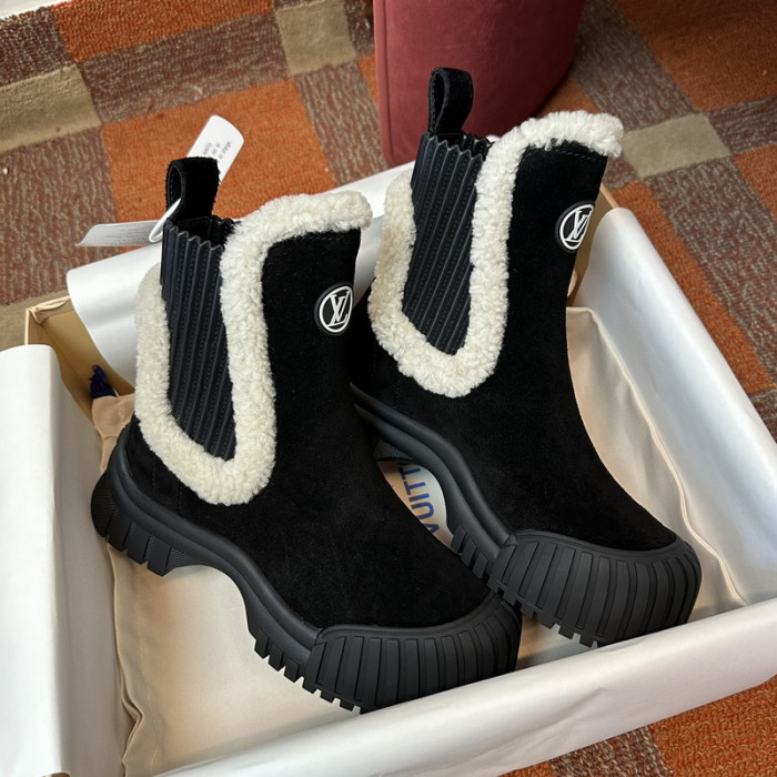 LV BOOTS L000033