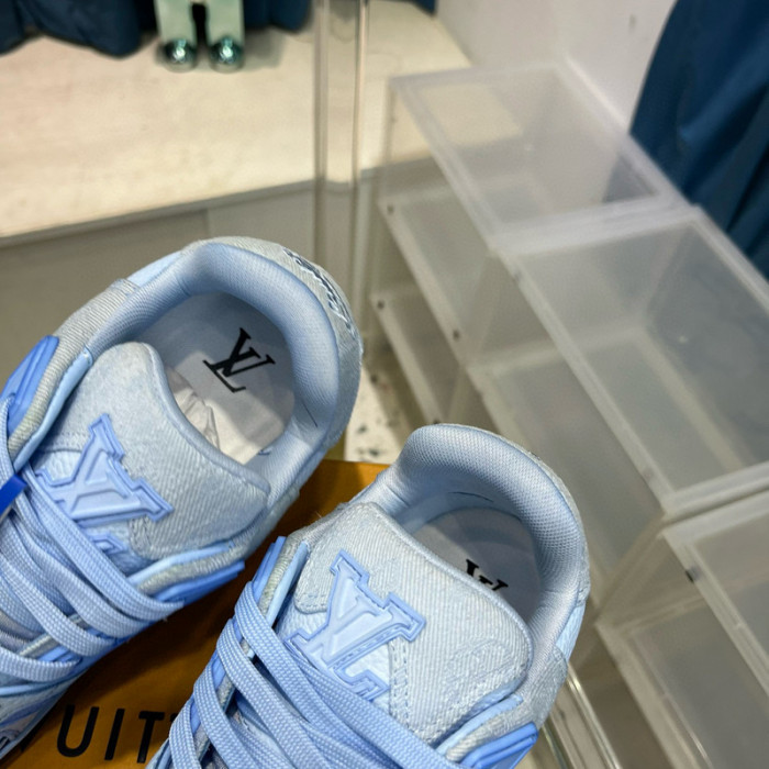 LV SNEAKER LV-000480