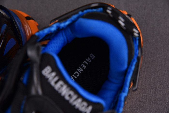 RUNNER SNEAKER RS032