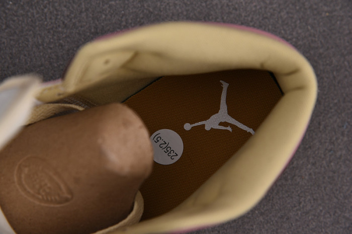Air Jordan 1 Mid Brown Tan DO7440-821