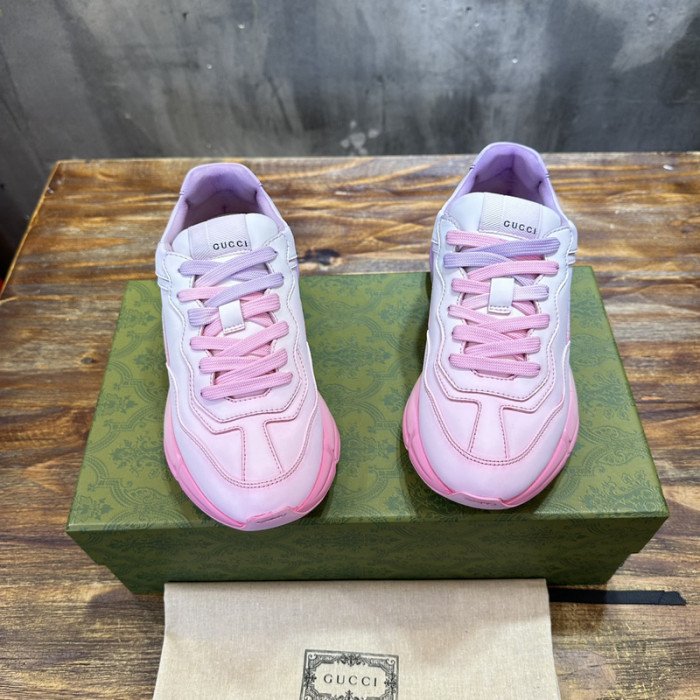 G*u*i* trainer sneaker136