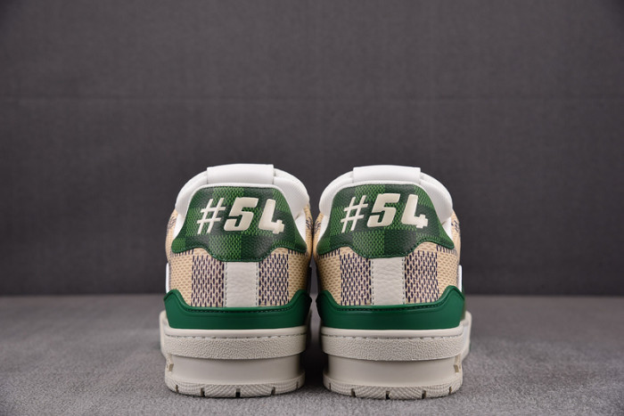 LV TRAINER SNEAKER LV-000591