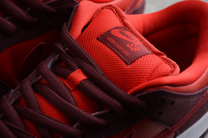 Nike SB Dunk Low Cherry DM0807-600