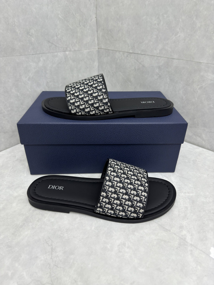 DIO*R SANDALS H00037