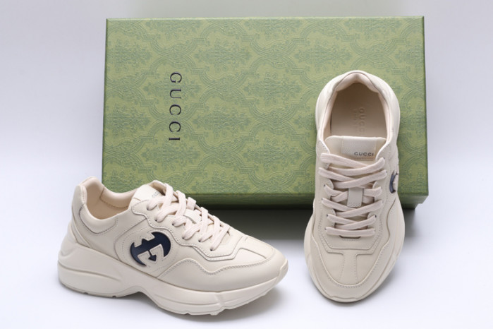 G*u*i* trainer sneaker125