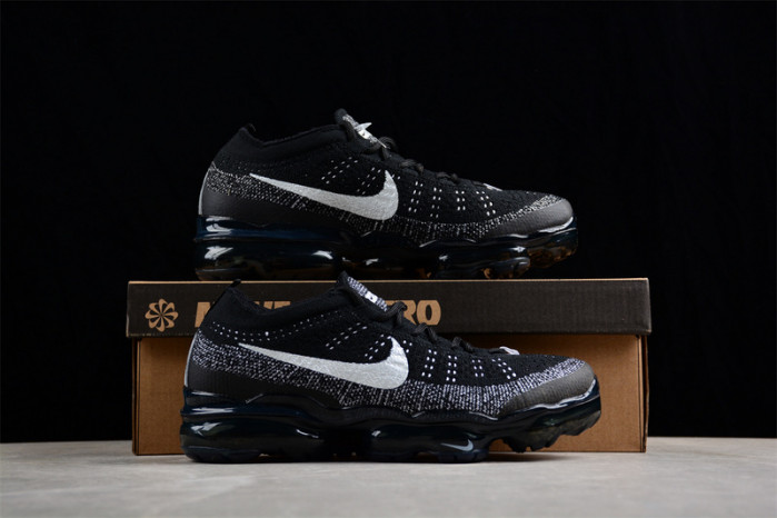 NIKE AIR VAPORMAX 2023 FLYKNIT OREO DV1678-001