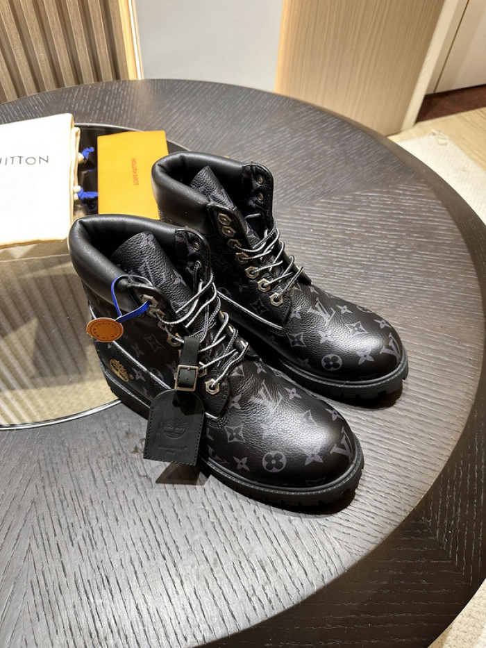 LV BOOTS L000018