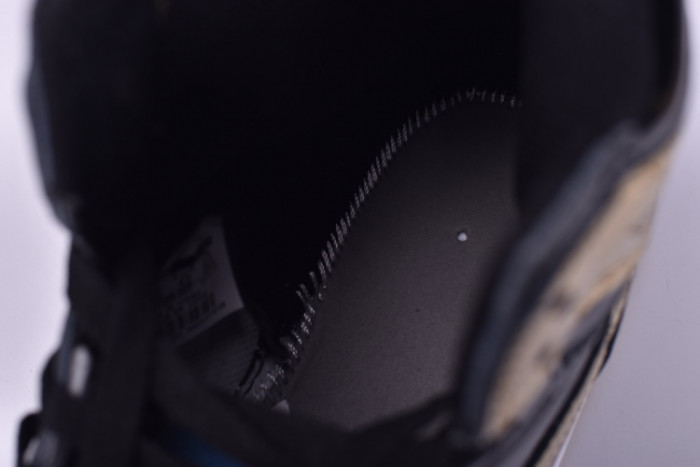 Air Jordan 1 Retro High OG NRG ComplexCon “Top 3 Gold” 861428-001