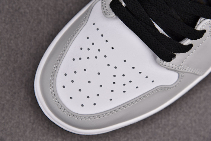 Jordan 1 Low Black Grey Pink 553558-062