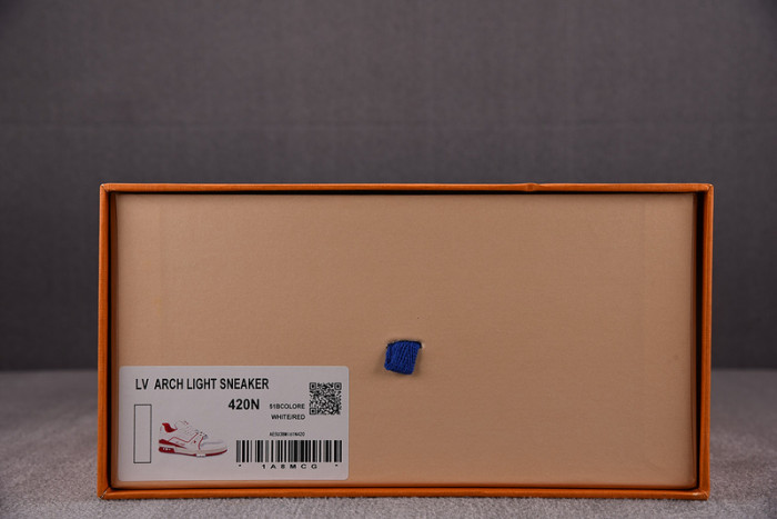 LV SNEAKER LV-000129