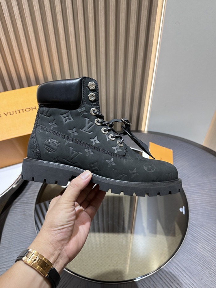 LV BOOTS L000016