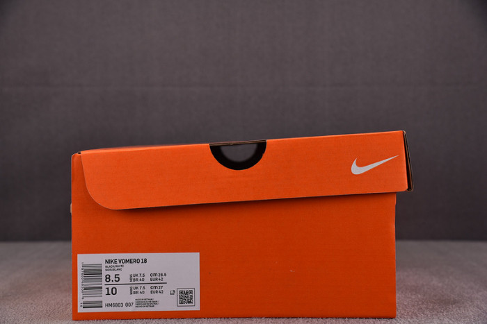 Nike Air Zoom Vomero 18 